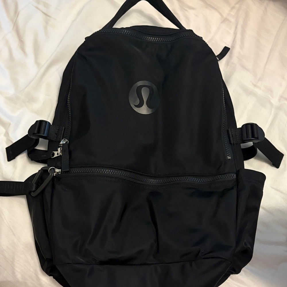Lululemon women’s backpack black